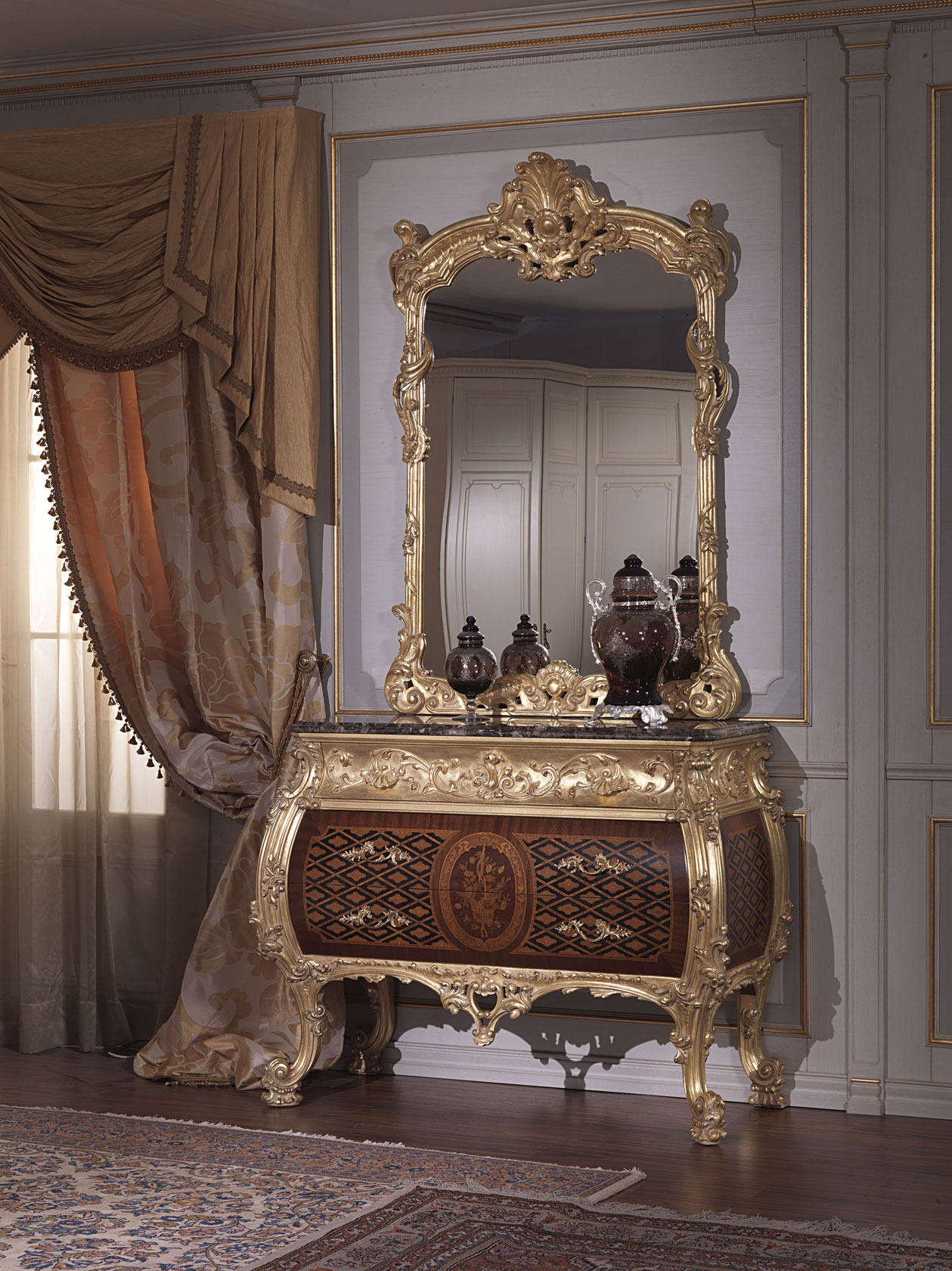 Classic italian bedroom 18th century with Louis XV chest of drawers