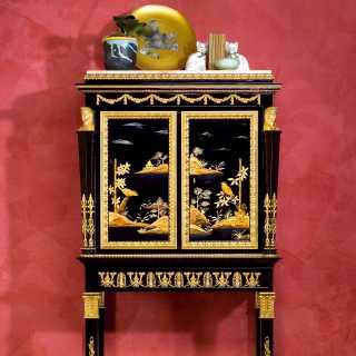 China black lacquered little cabinet, Luigi XV style, gold leaf details, marble top