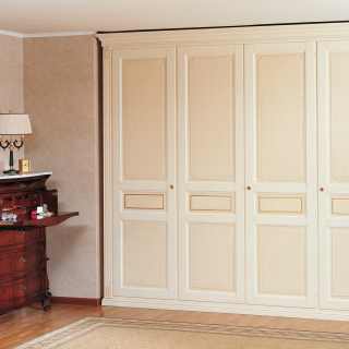 Classic modular wardrobe with lateral side pillars