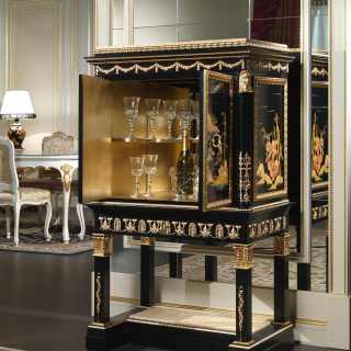 Classic lacquered small cabinet: cabinet of the Chinoiserie collection inspired to Luigi XV period
