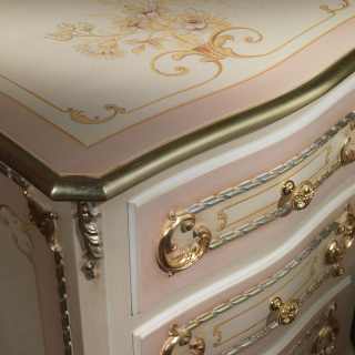 Dressing table in classic style bedroom Louvre 943
