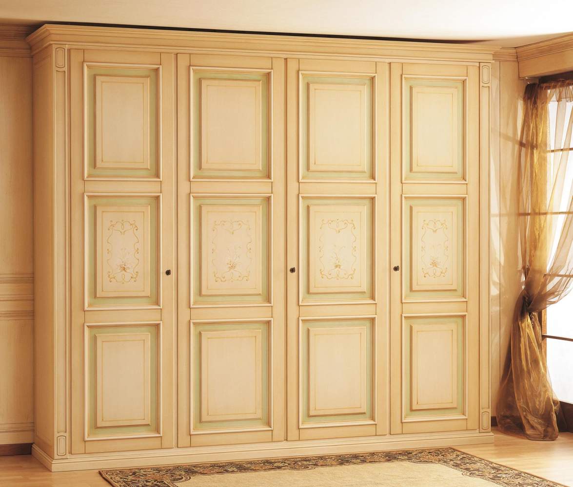 Classic wardrobe with drawers 
