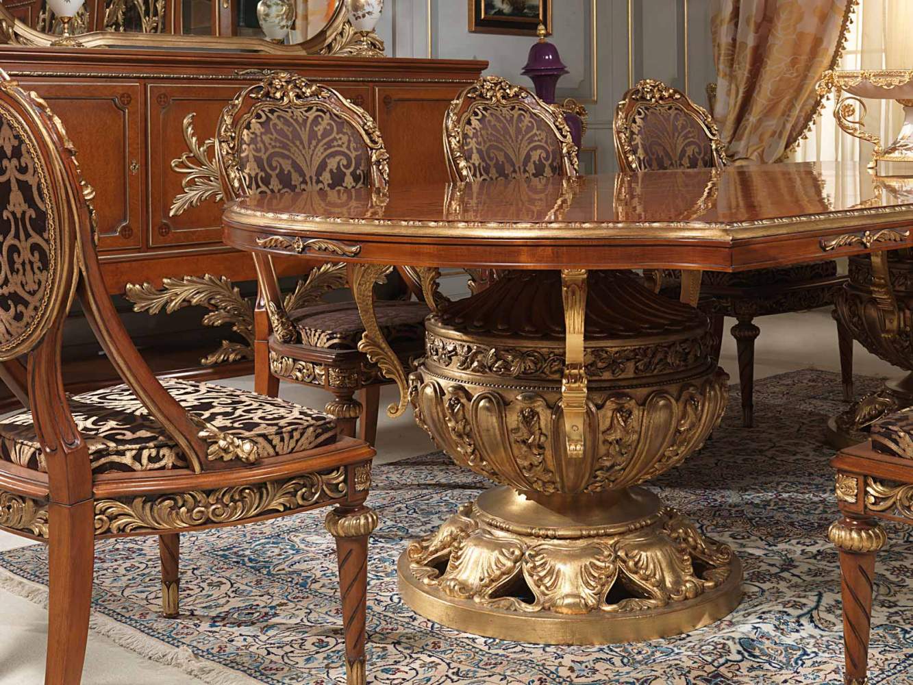 Table and chairs Versailles in Louis XVI style