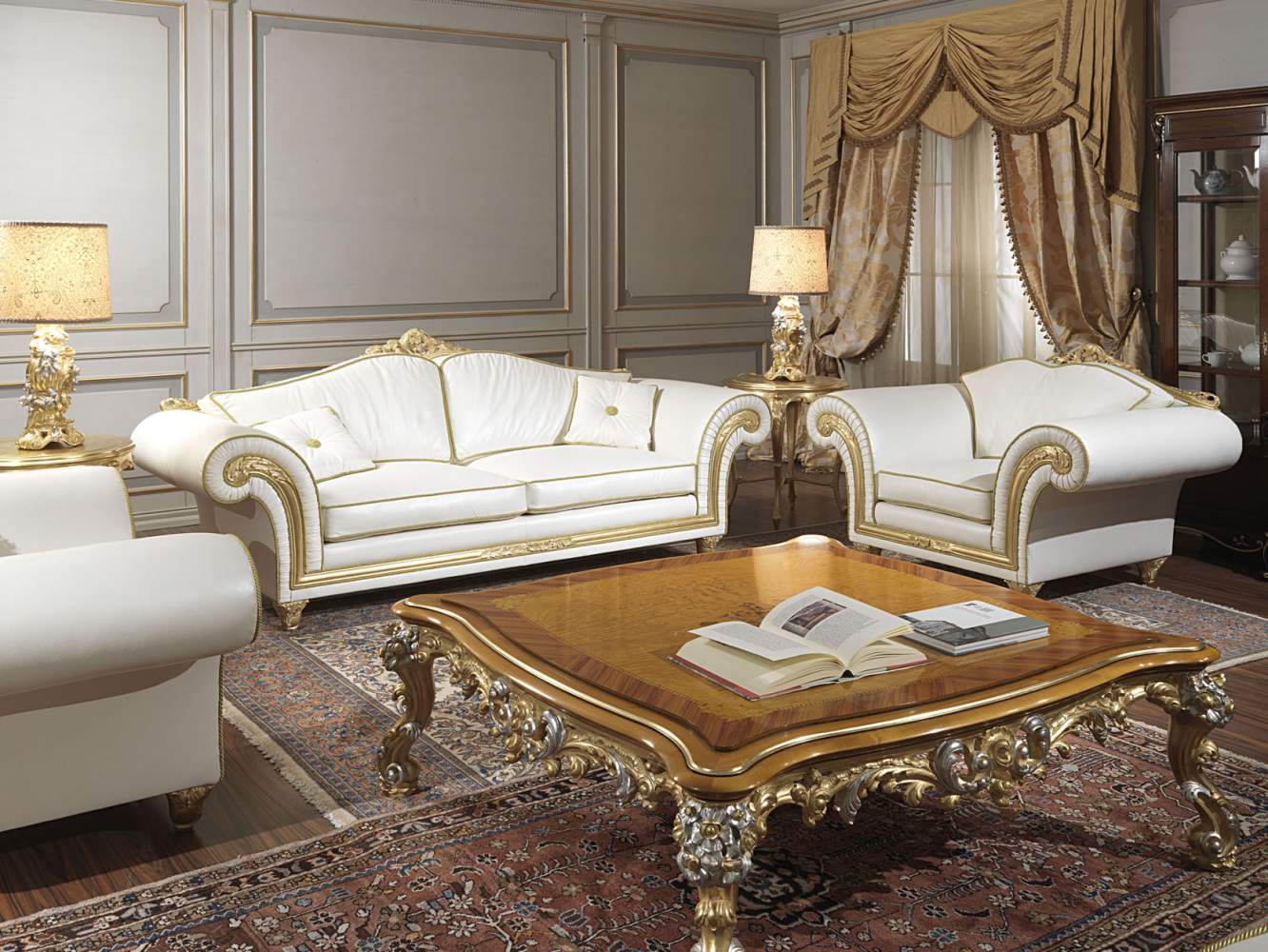 Classic living room Imperial with sofa and armchairs