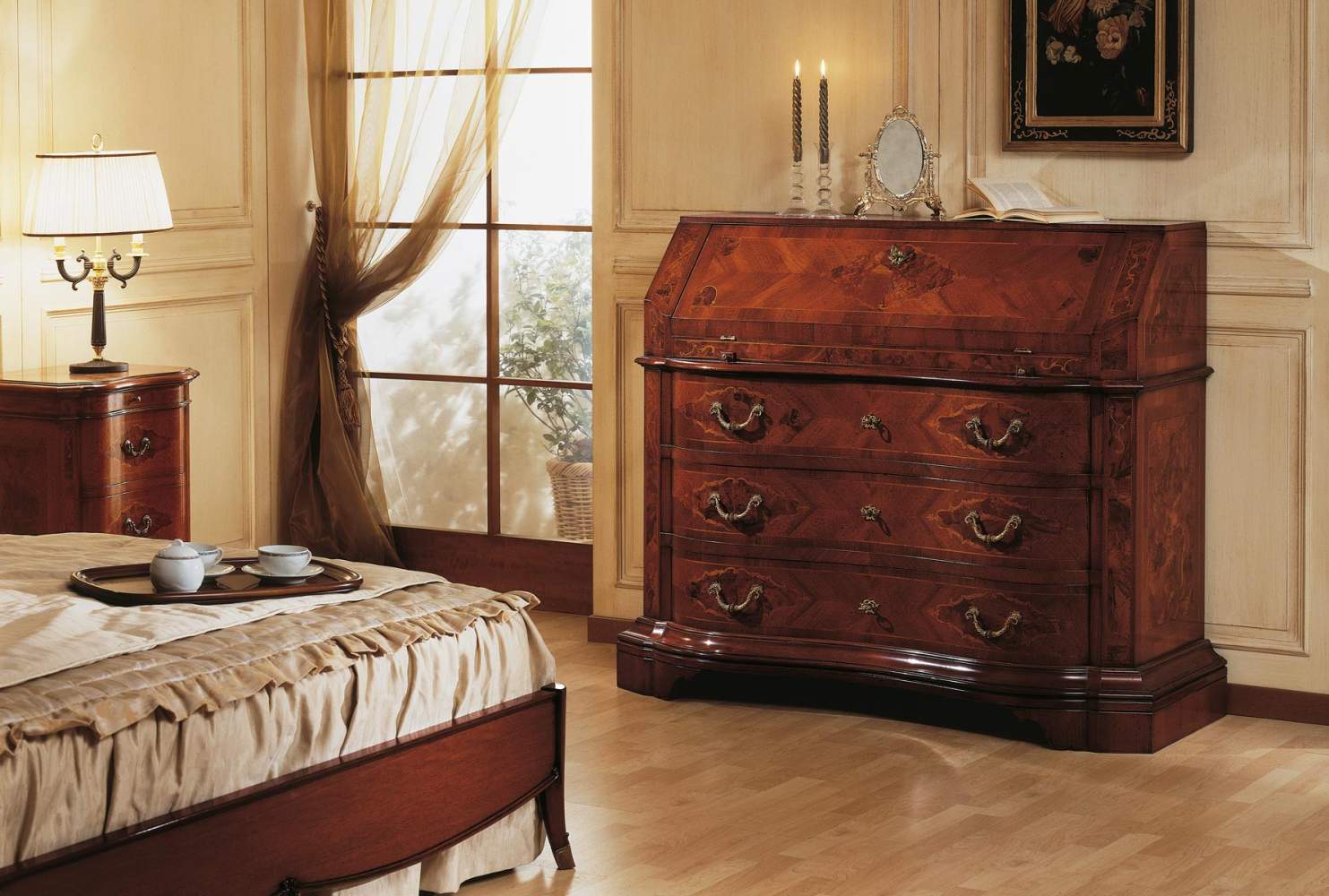 Classic furniture 18th century lombardo collection, trumeau in walnut