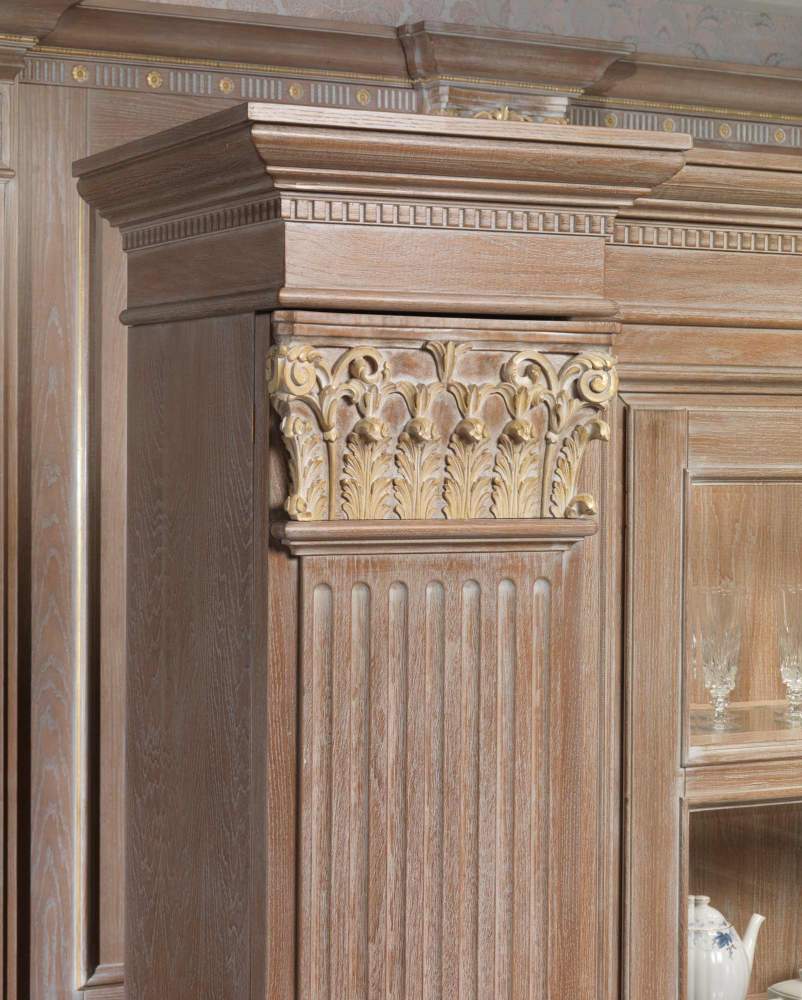 Classic bookcase, detail
