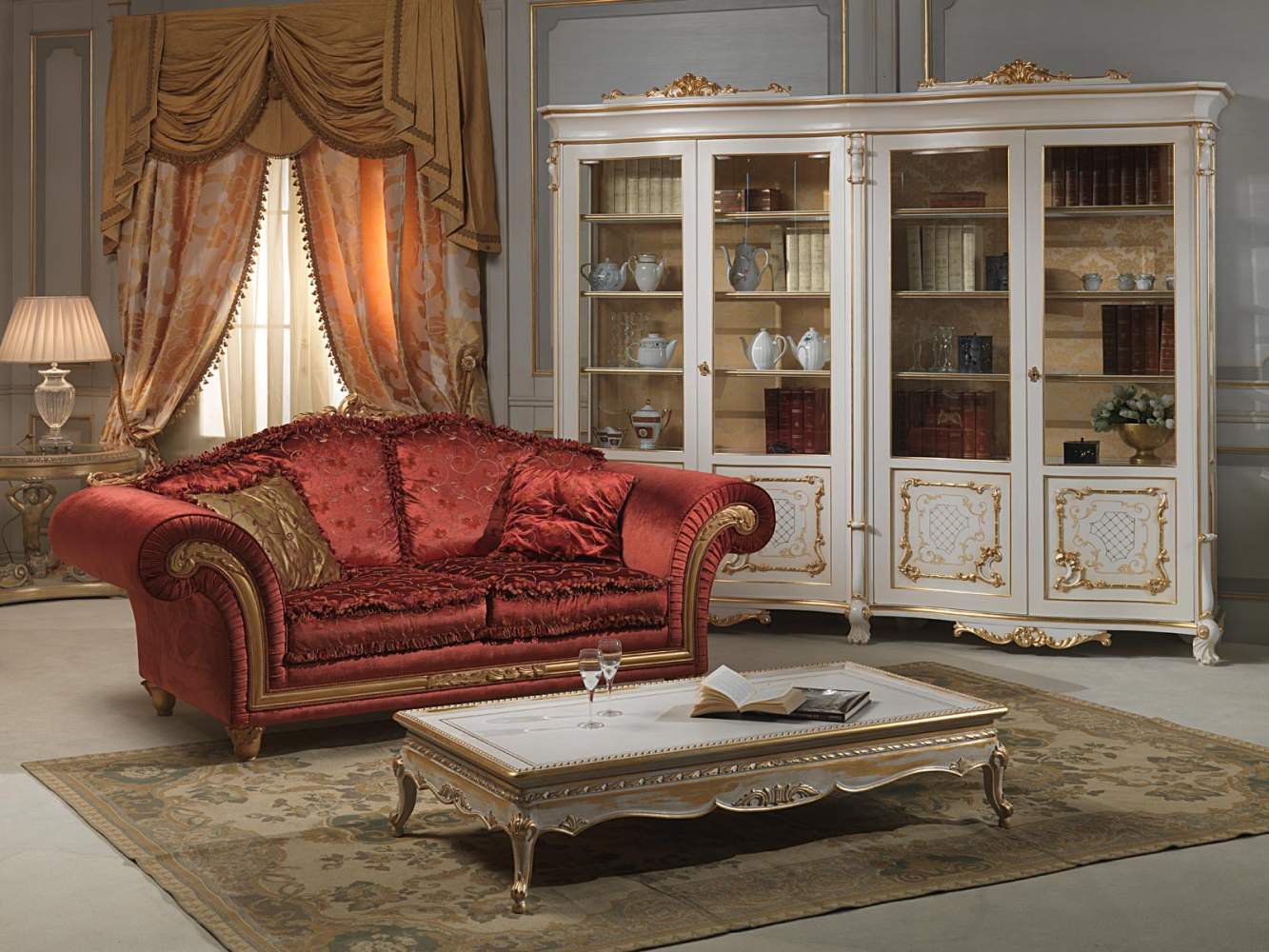Living room with Venice glass showcase in Louis XV style