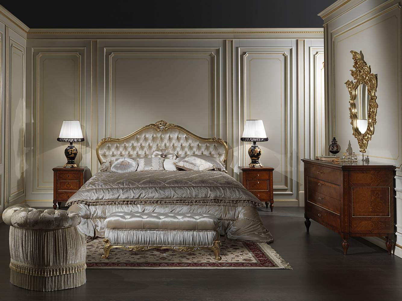 Classic double bed room Maggiolini 925