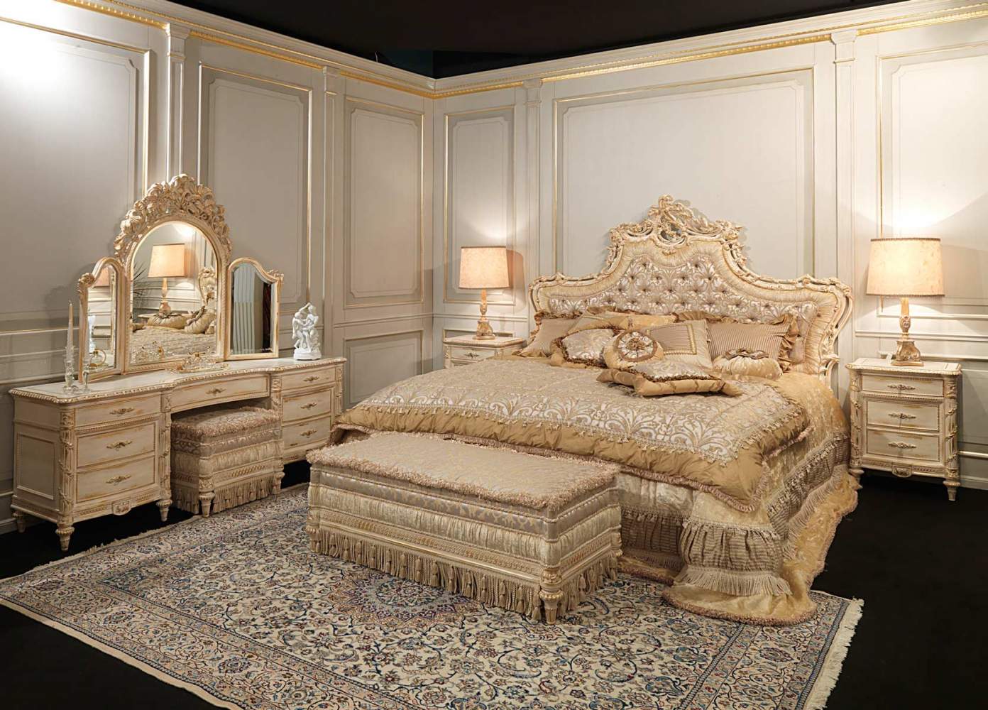Luxury classic bedroom, Luigi XVI style White and Gold